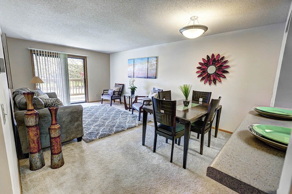 NorthPointe Apartments Image 2