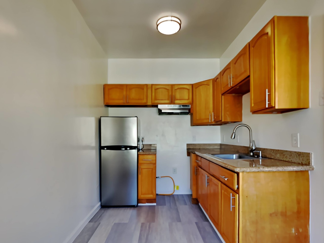 347 Eddy St. Image 13