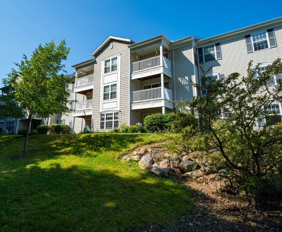Stratford Crossings Image 12