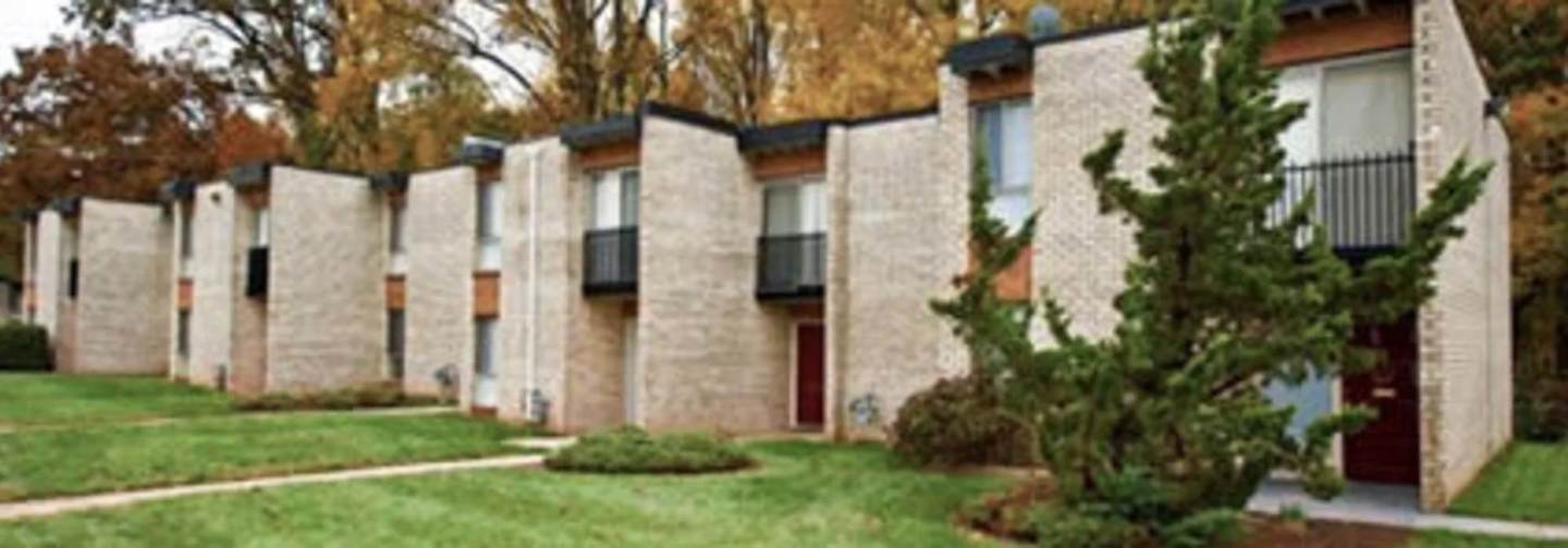 Towne Crest Apartments Image 20