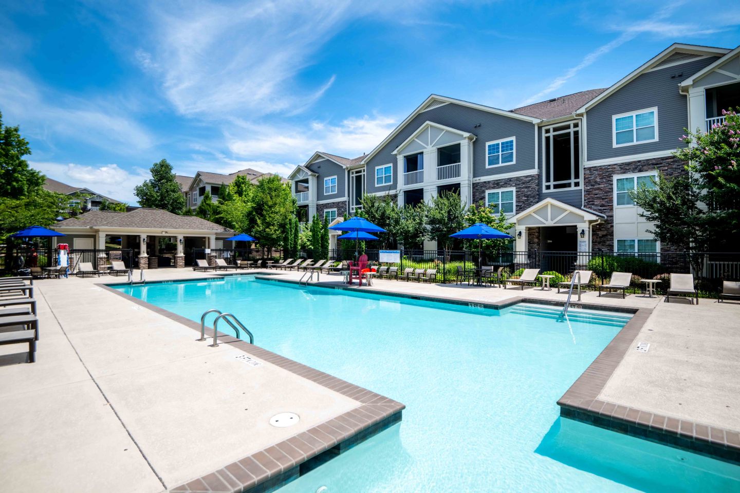 Oasis at Montclair Image 9