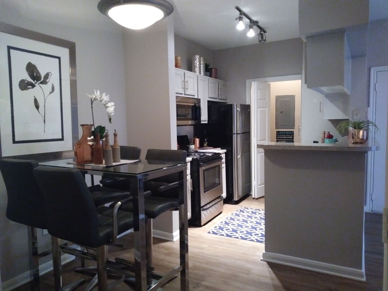 Eagle Crest Apartments Image 4