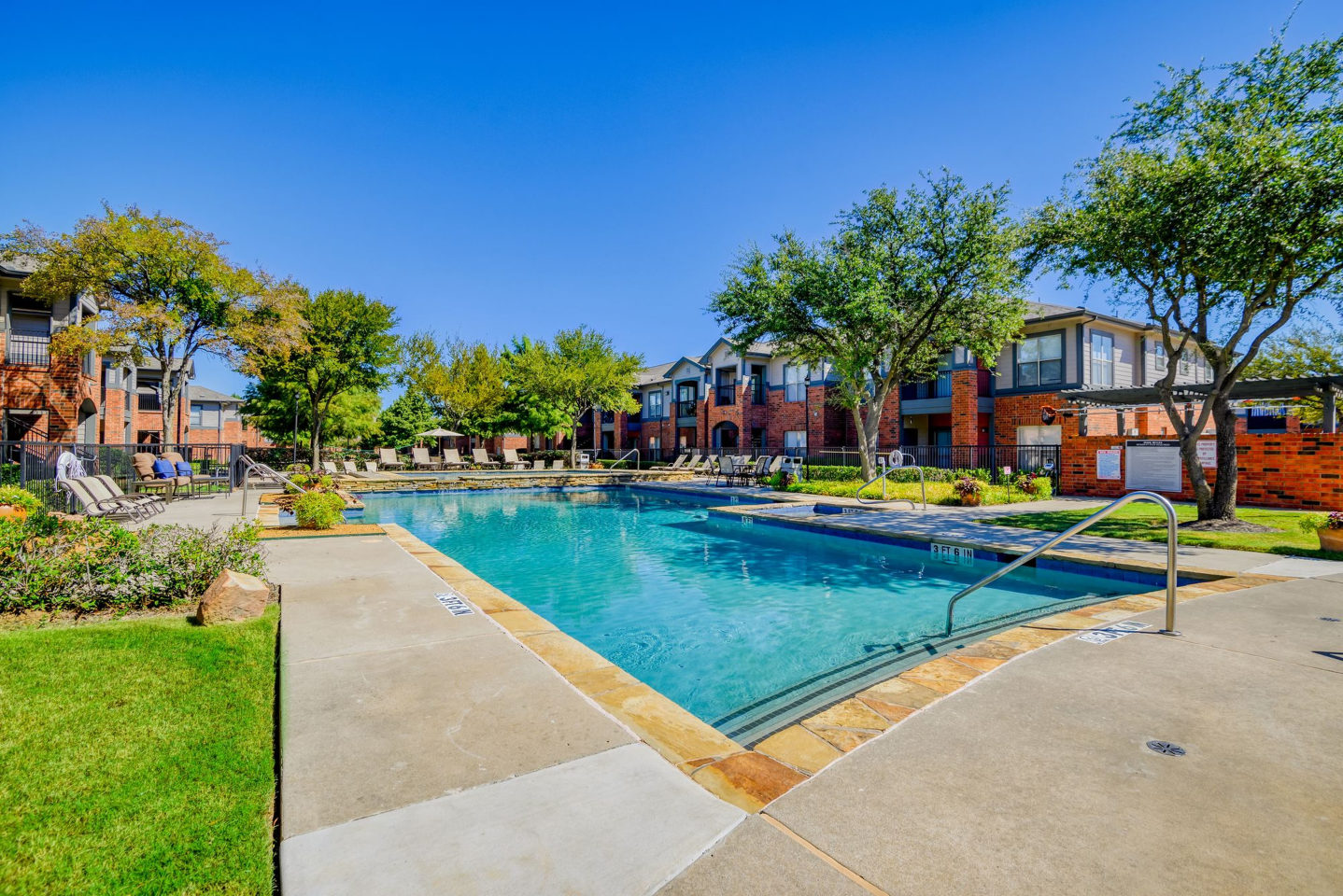 Kensington Park Apartment Homes Image 7