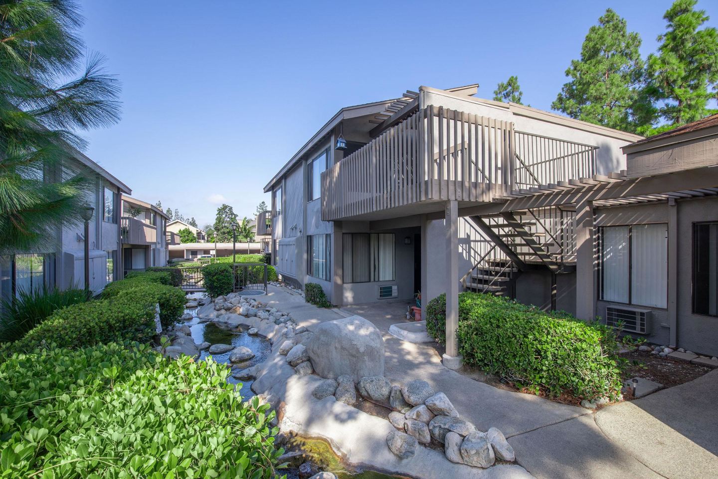 Eastwood Apartment Homes Image 9