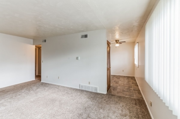Bellevue Gardens Image 20