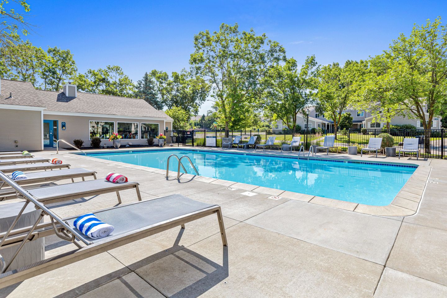 Southfork Townhomes Image 14