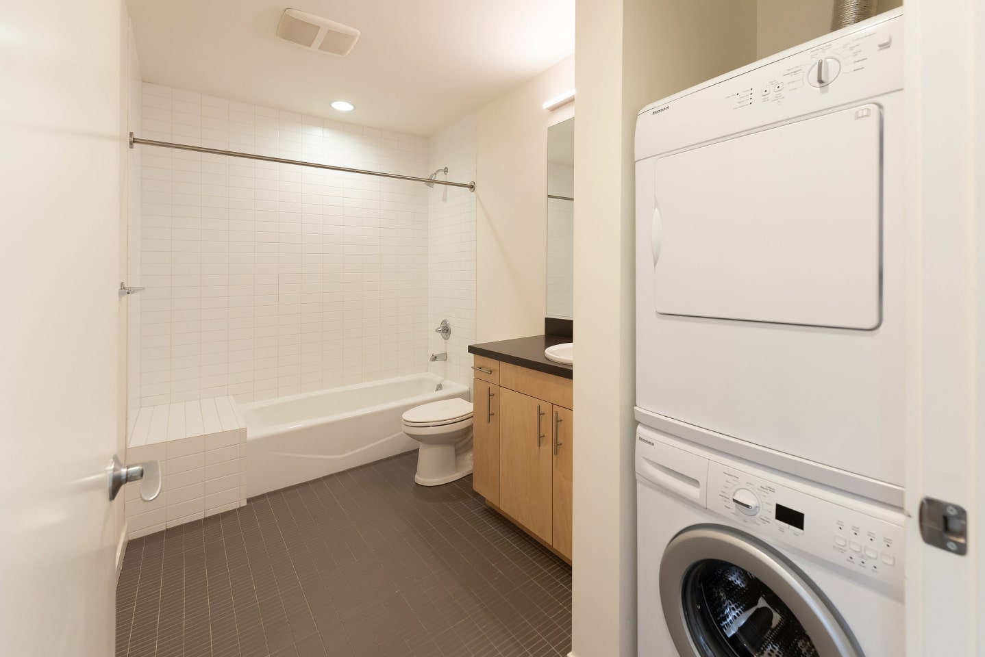 Belroy Apartments Image 15