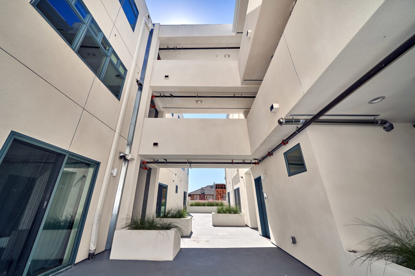 2600 S Catalina Street - Co-Living Image 13