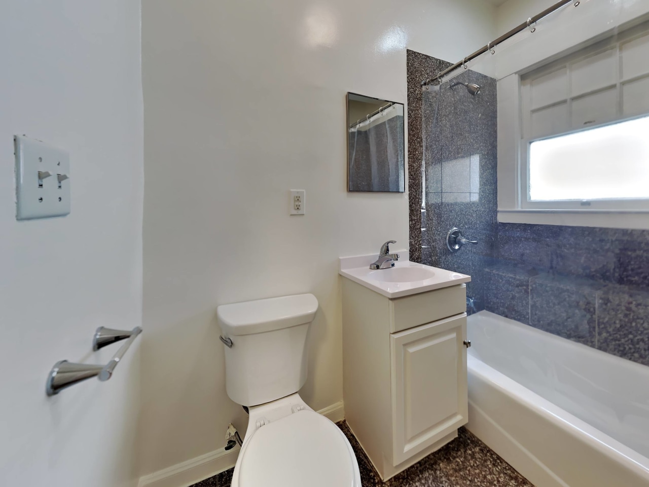 1040 Sutter St. Image 12