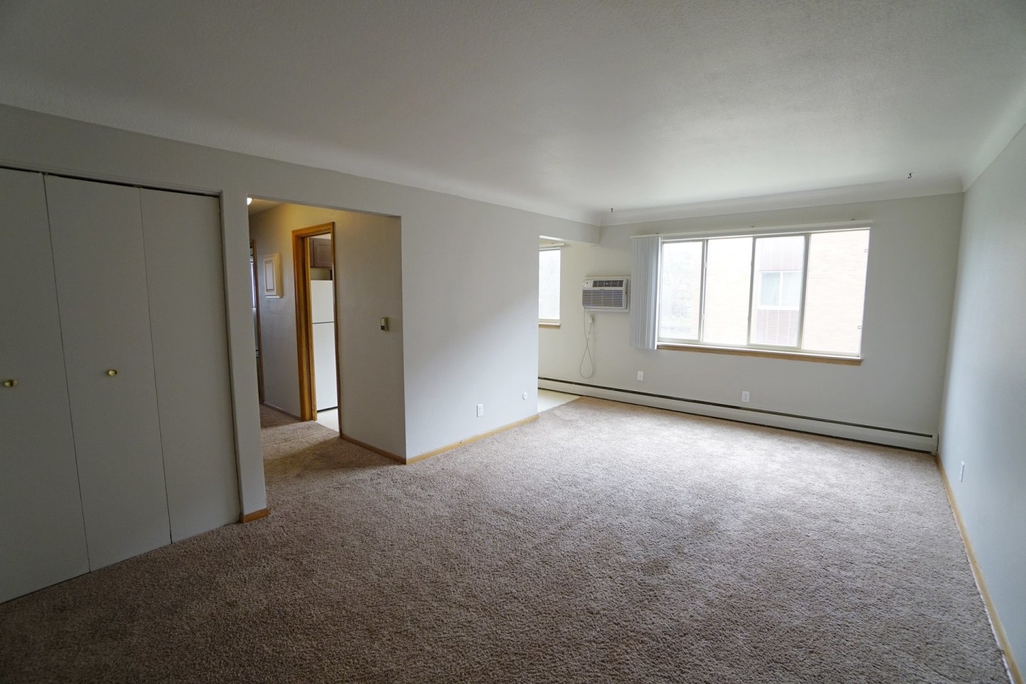 Como Lakes Apartments Image 12
