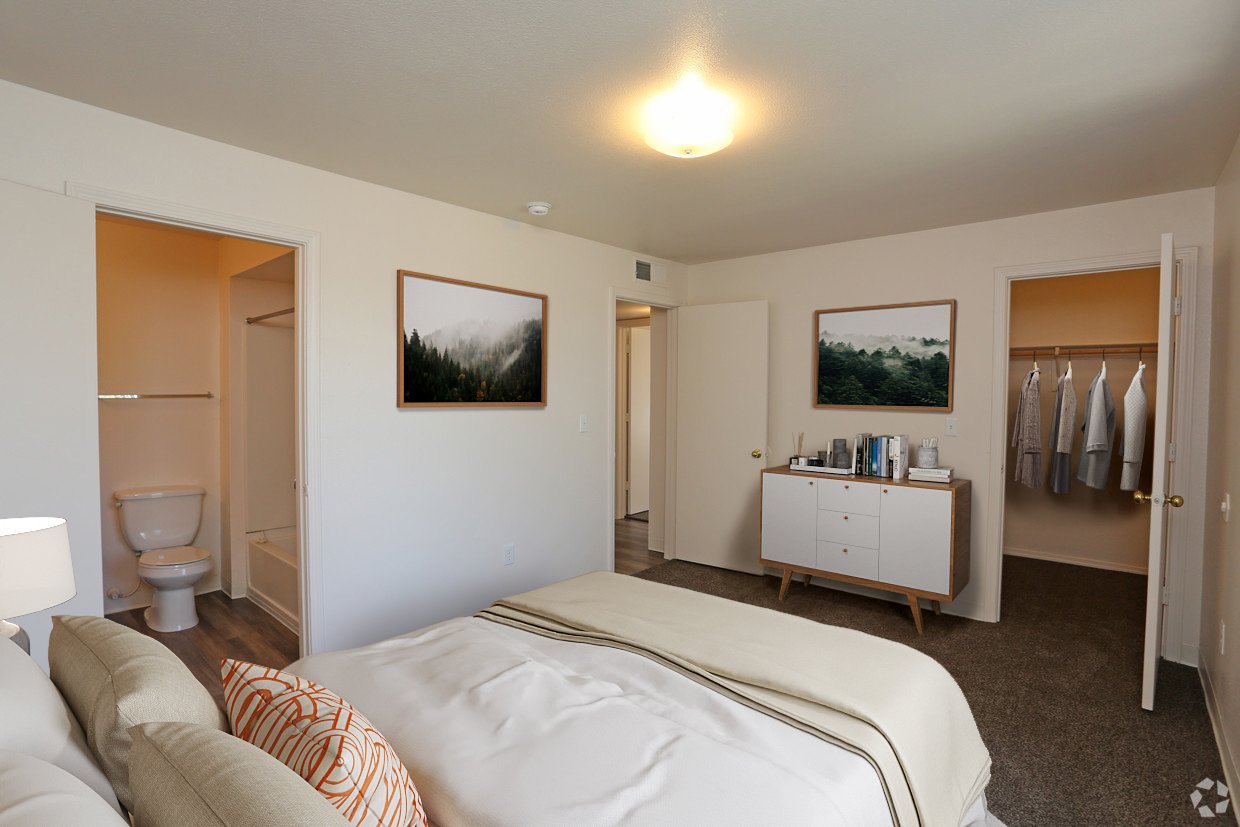 Canon De Arrowhead - Affordable Housing Image 8