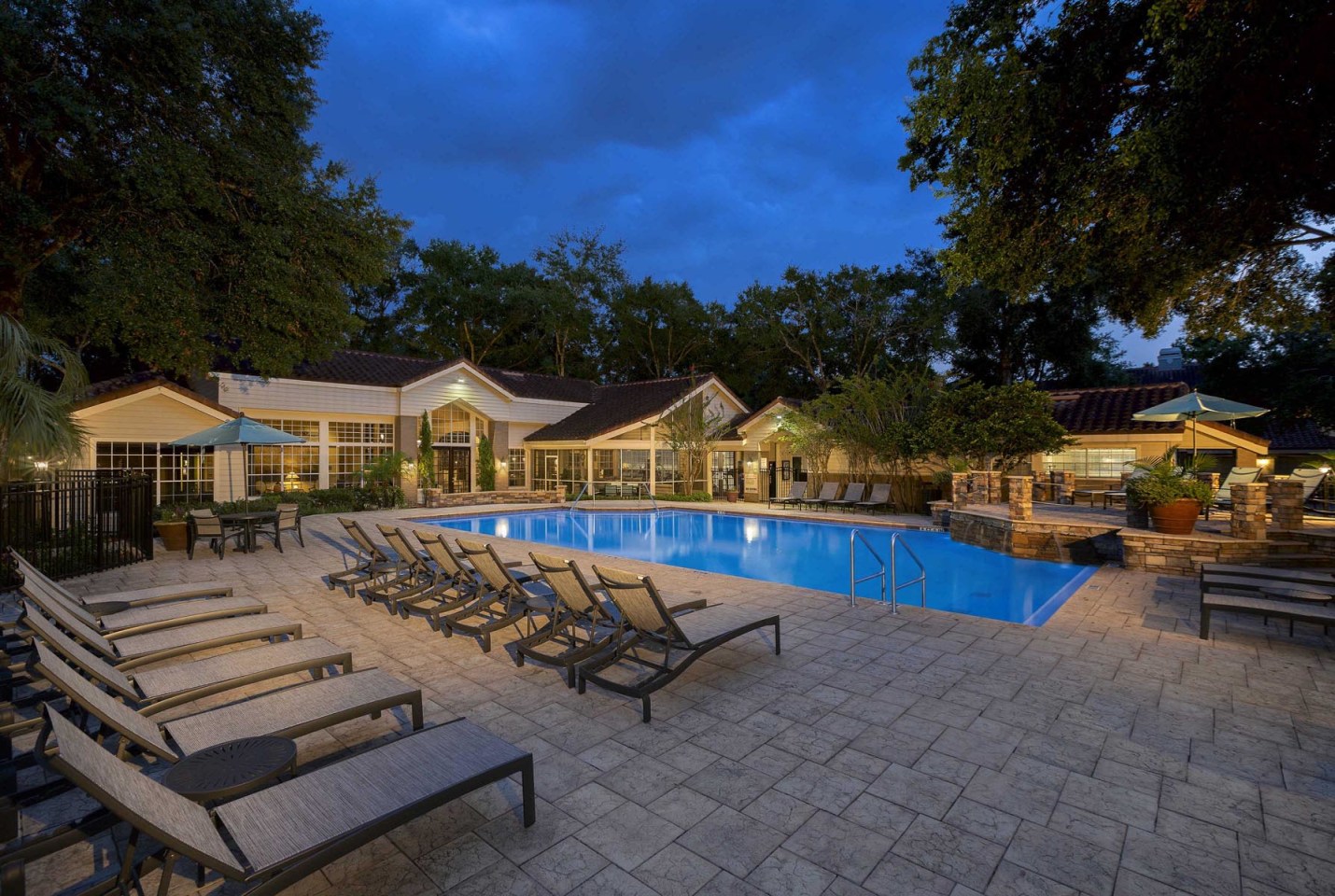 Golf Brook Apartments Image 1