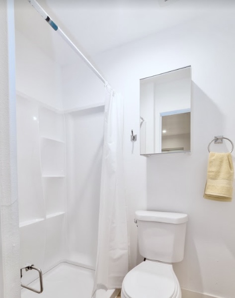 1455 W 36th Street - Co-Living Image 9