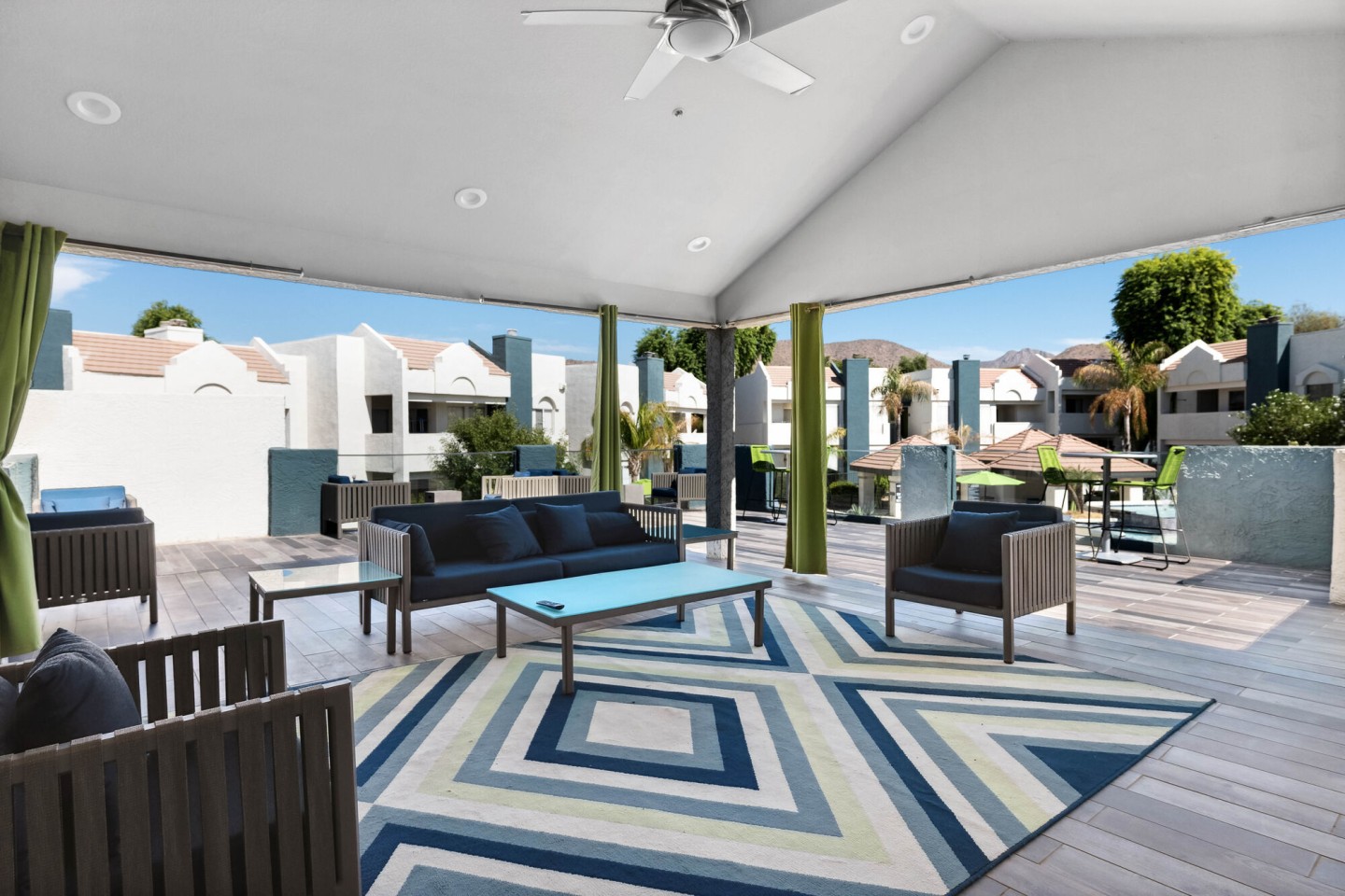Jade Scottsdale Image 21