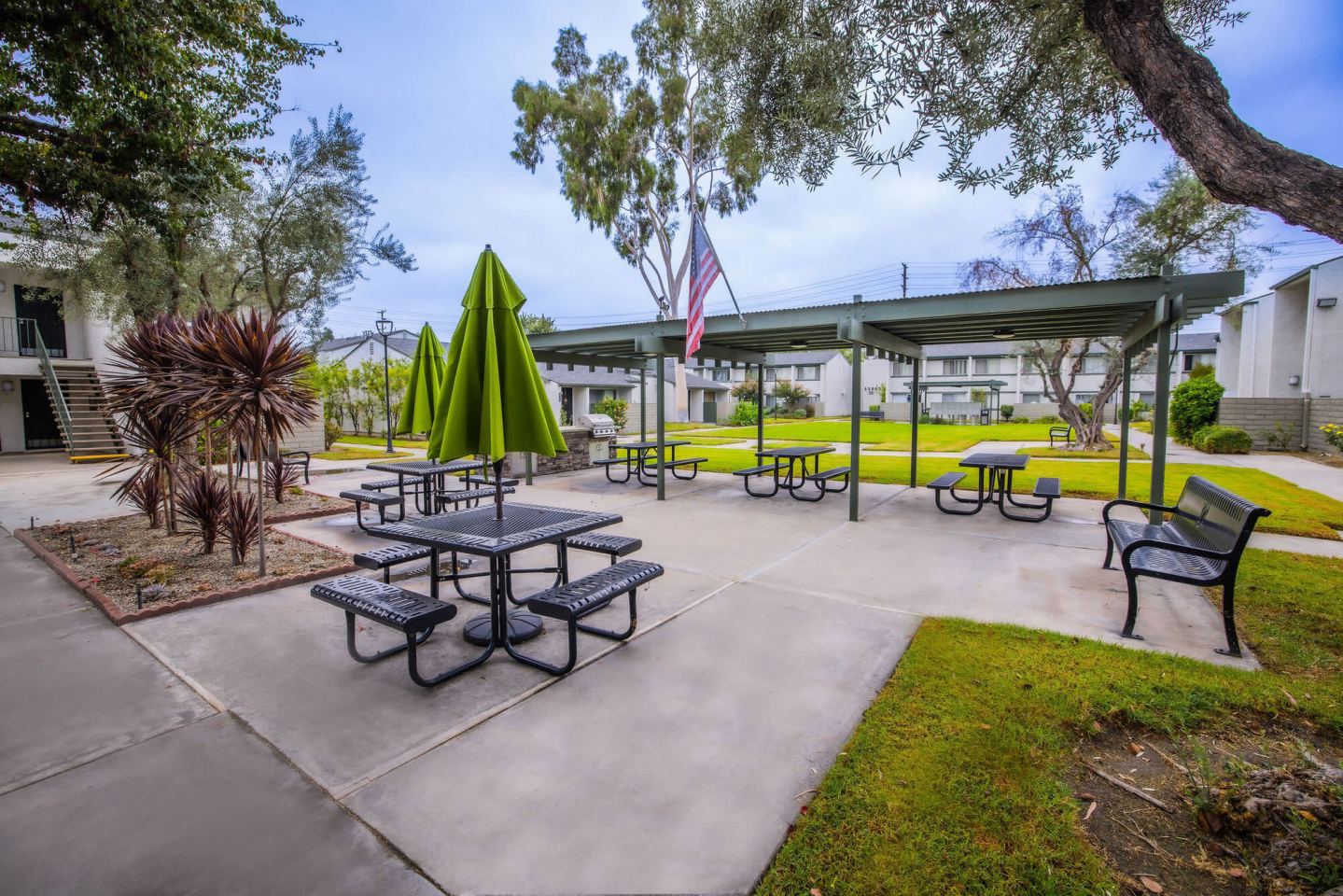 Placita Park Apartments Image 17