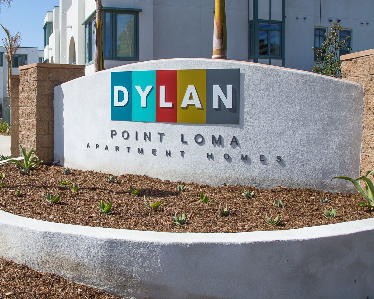 Dylan Point Loma Image 6