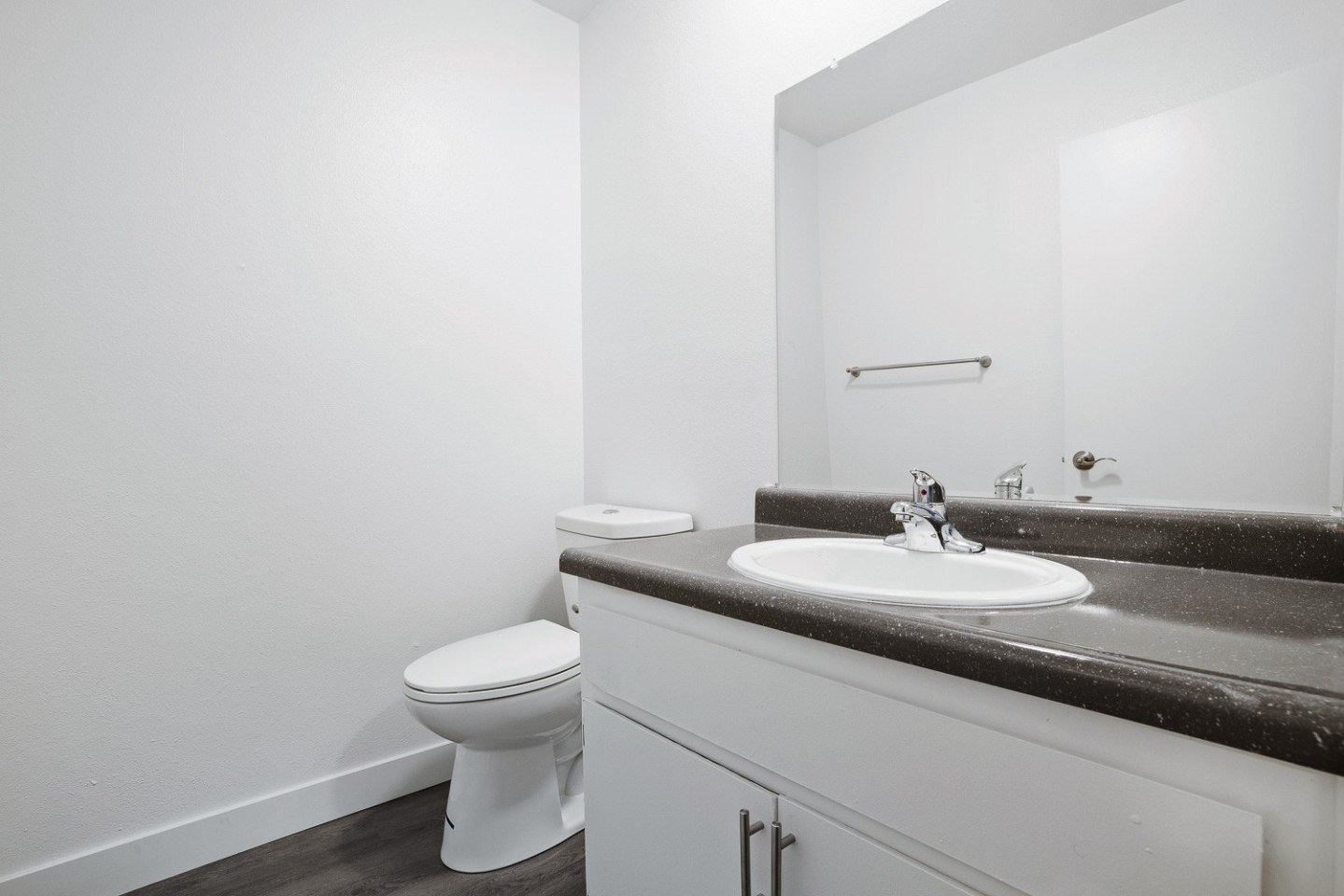 Oak Park Townhomes Image 23