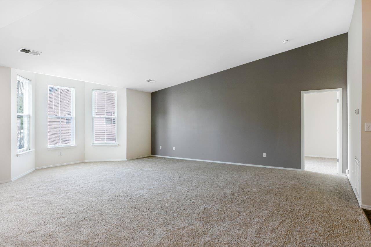 The Mansions at Delmar Apartments Image 6