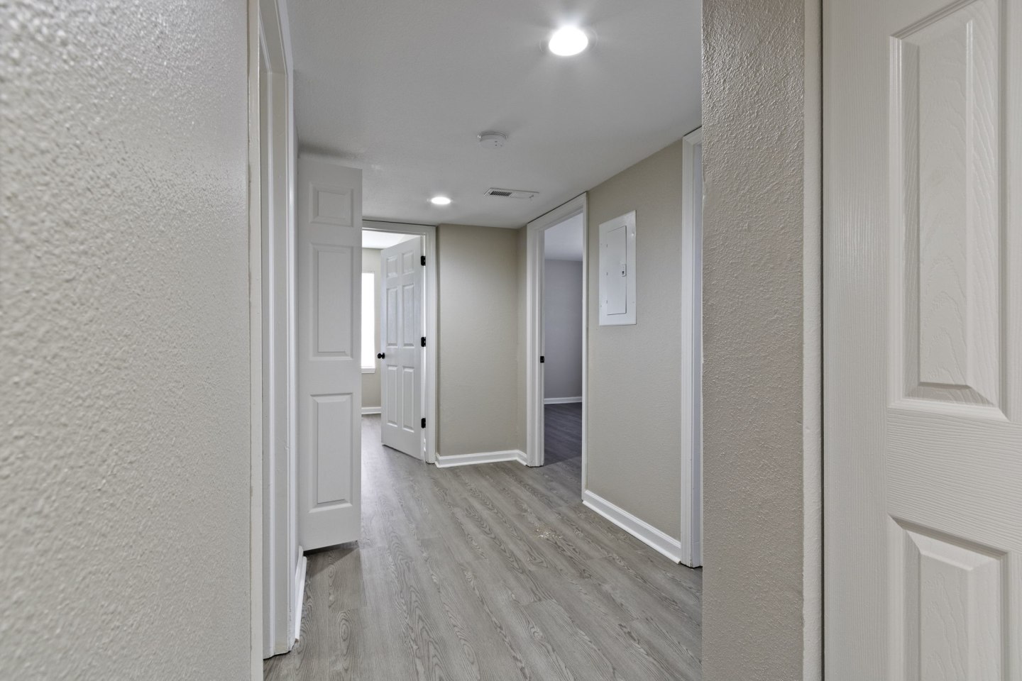 The Latitude Apartments Image 20