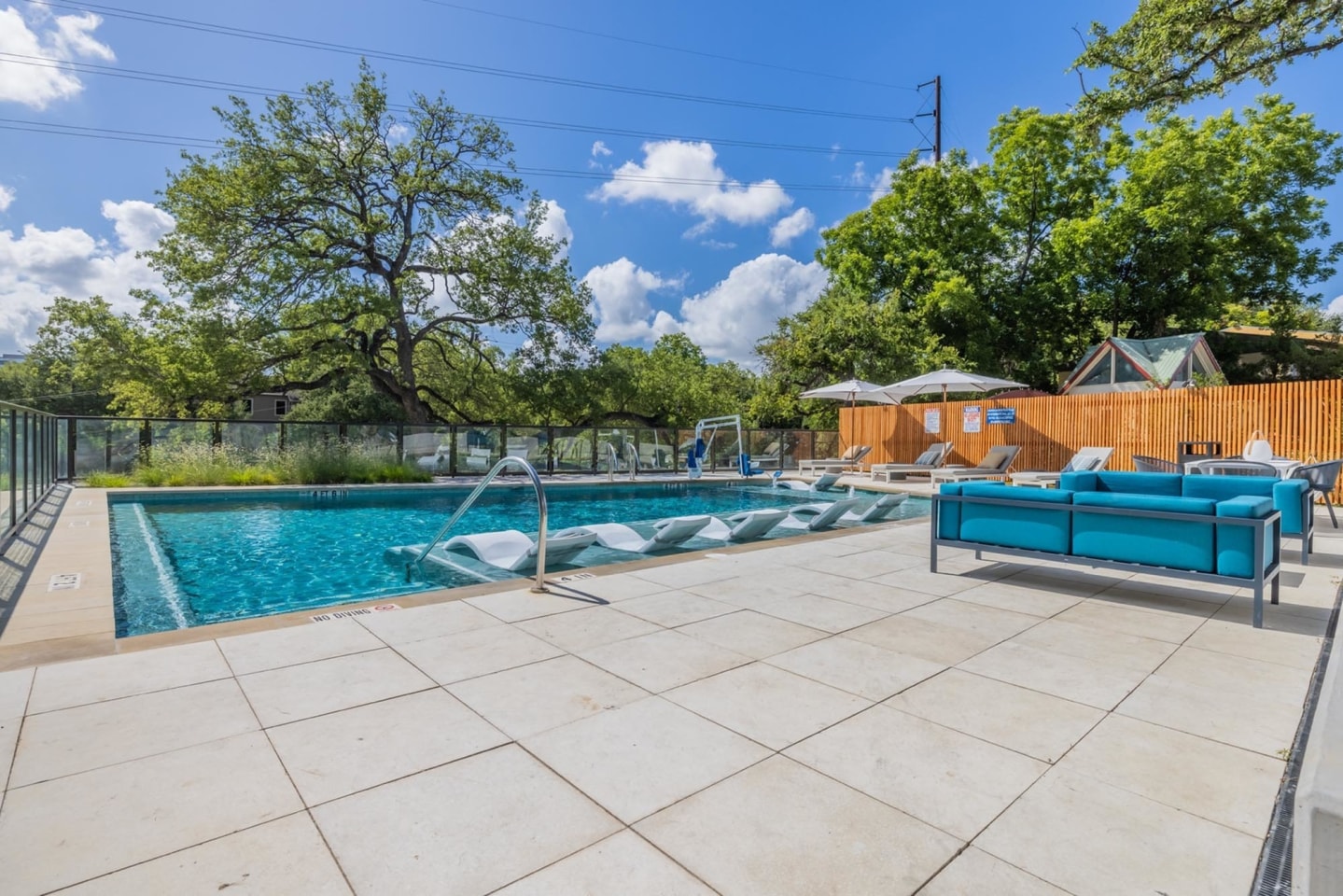 1155 Barton Springs Image 4