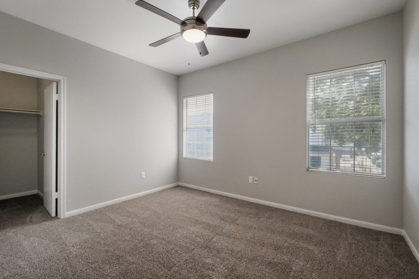 Castle Hills Townhomes Image 15
