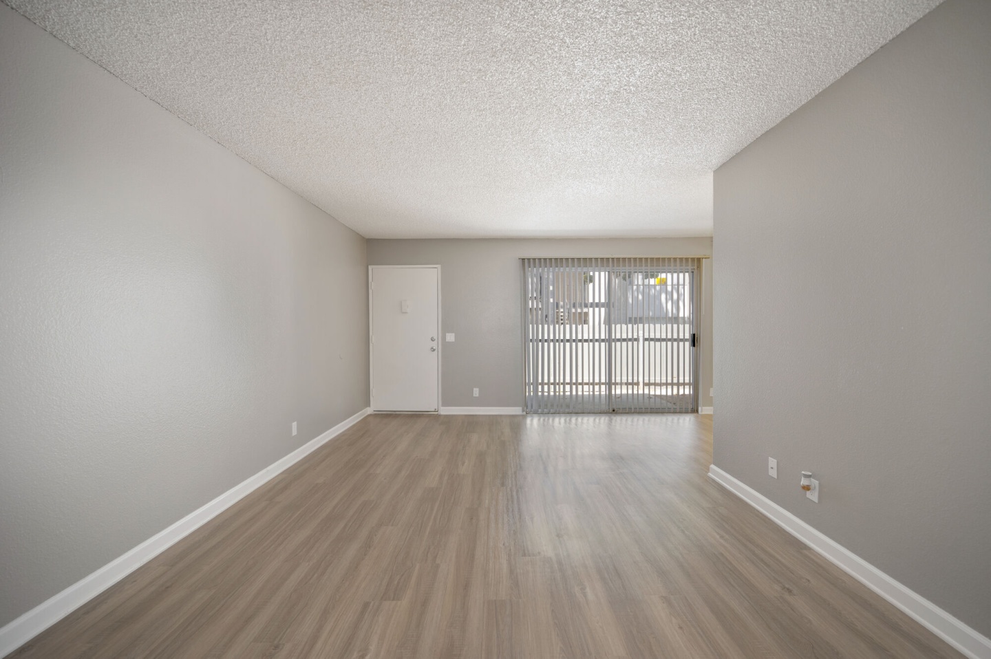 Pinewood Apartments Image 33