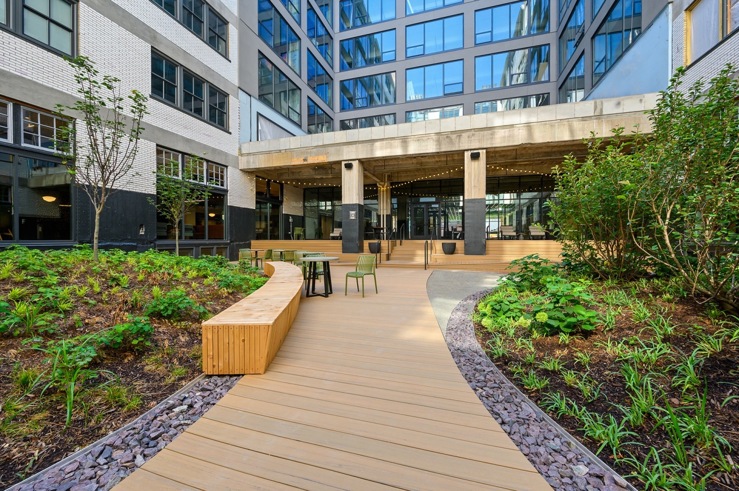 The Victor Luxury Apartments Image 40