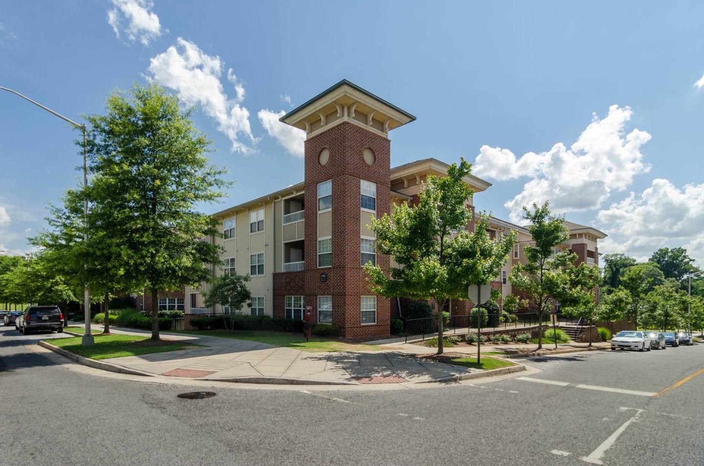 Ashley Collegetown Image 22