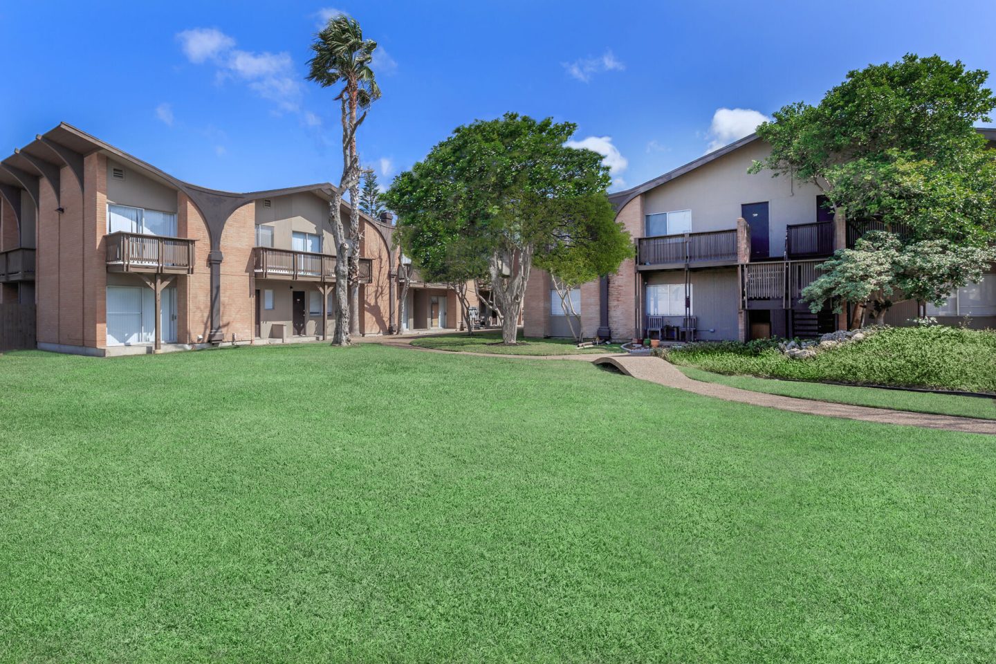 Fairway Apartments Image 8
