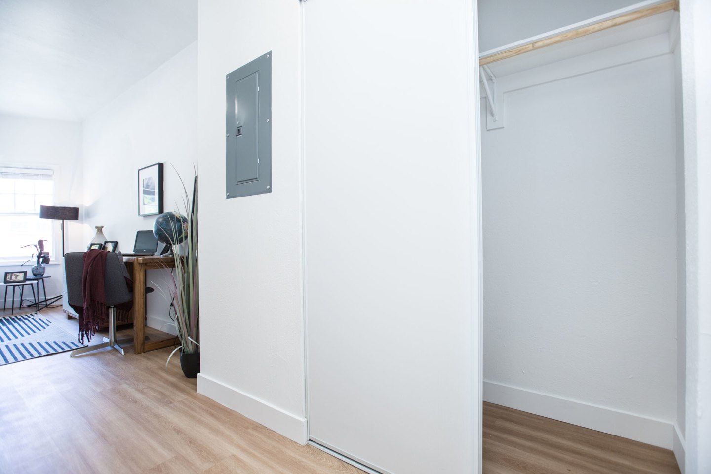 77 Glen Ave Image 18