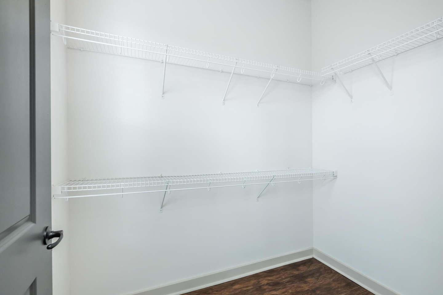 1810 Belcourt Image 32