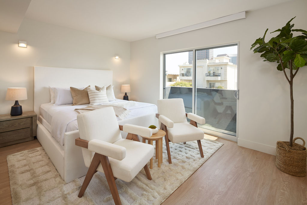 Reve - 11837 Mayfield Image 10