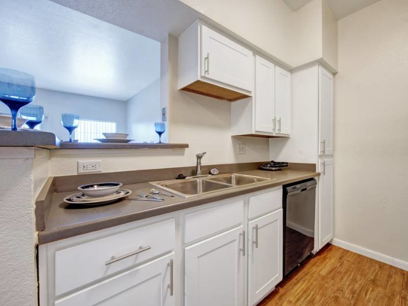 Village Crest Apartments Image 2