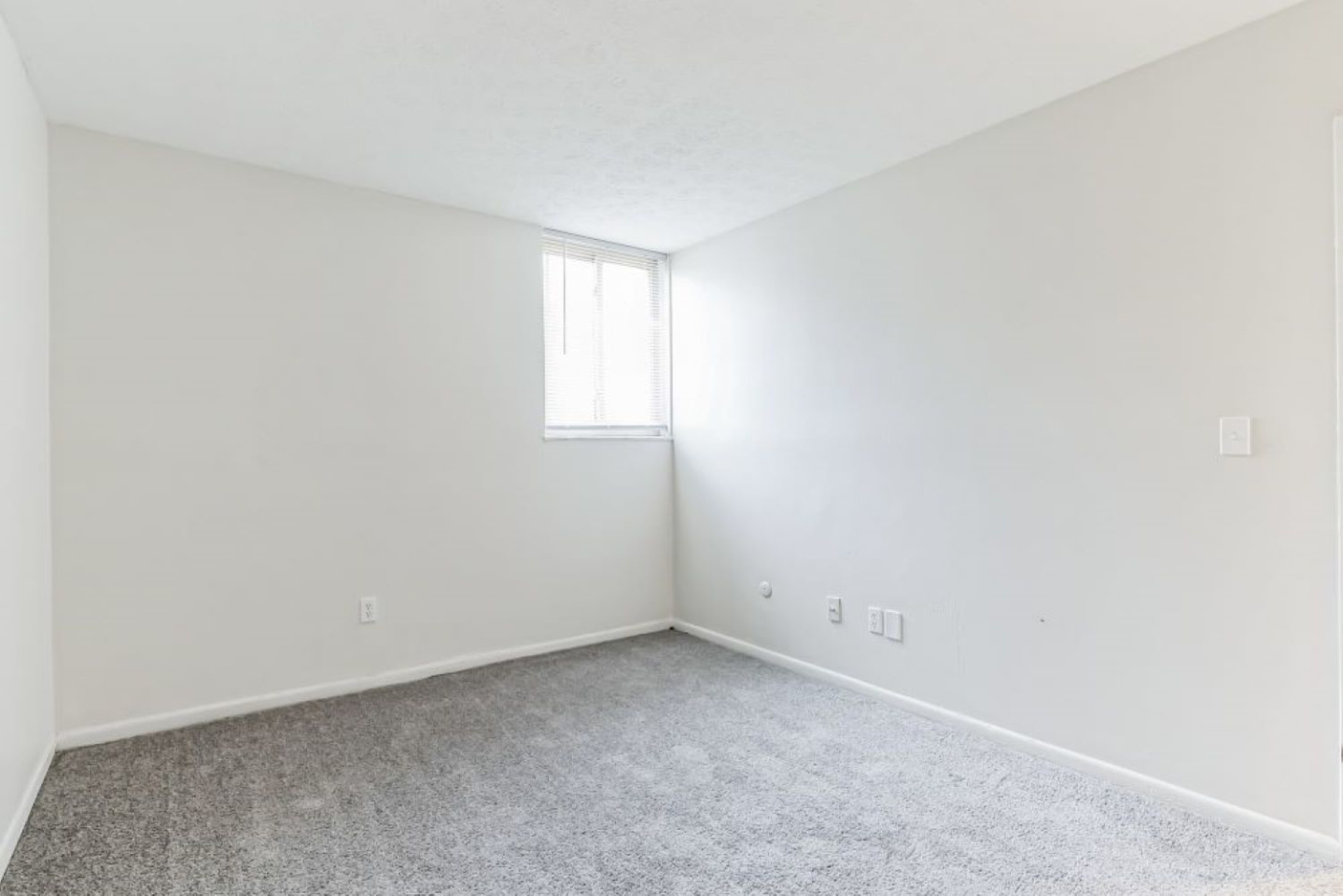 Stone Lodge Apartments Image 9