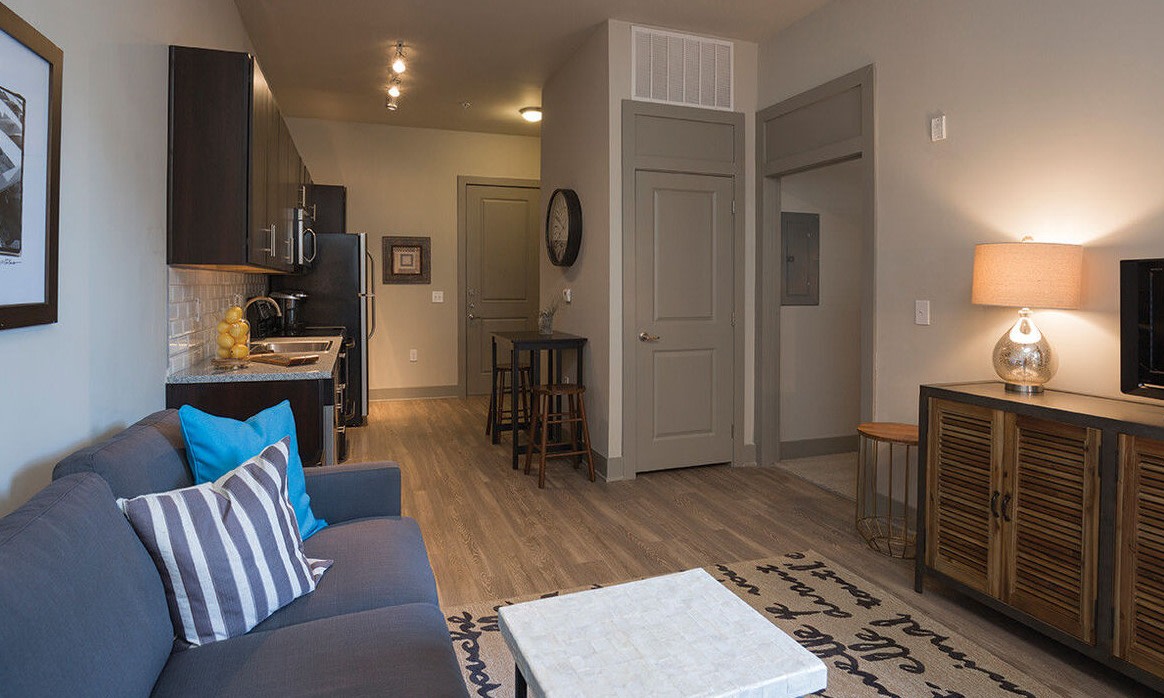 42 Magnolia Image 6