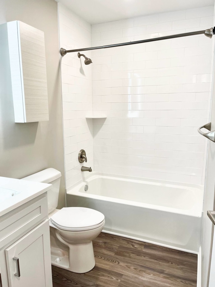 Clarys Crossing Image 25