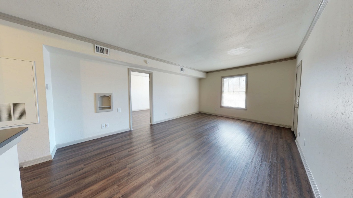 Westside Court Image 44