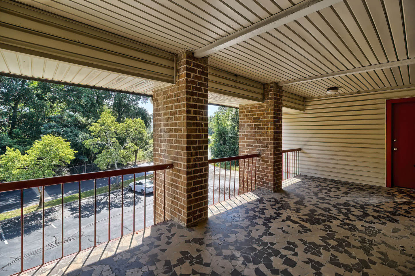 The Farrington Apartment Homes Image 10