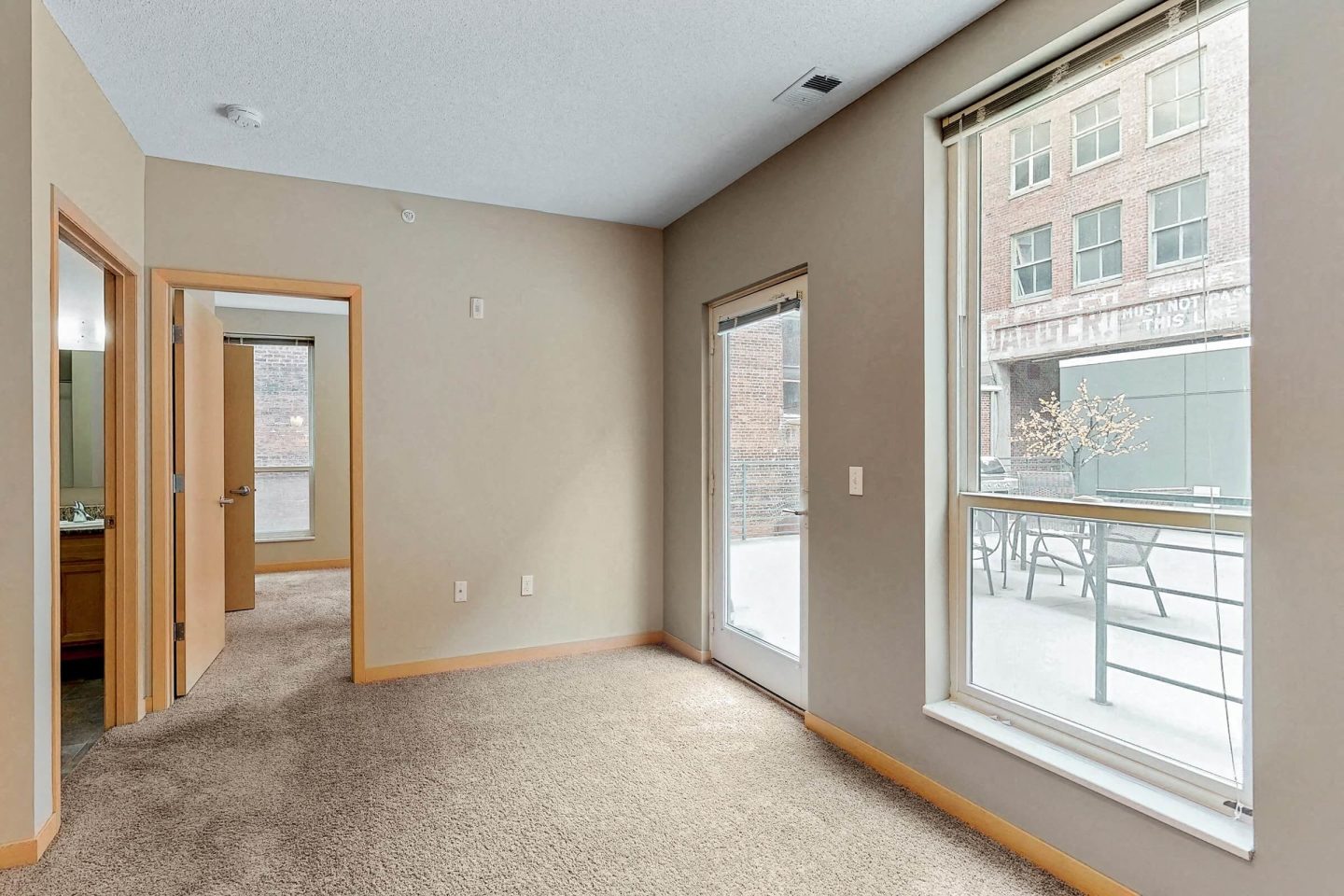 L14 Flats Image 57