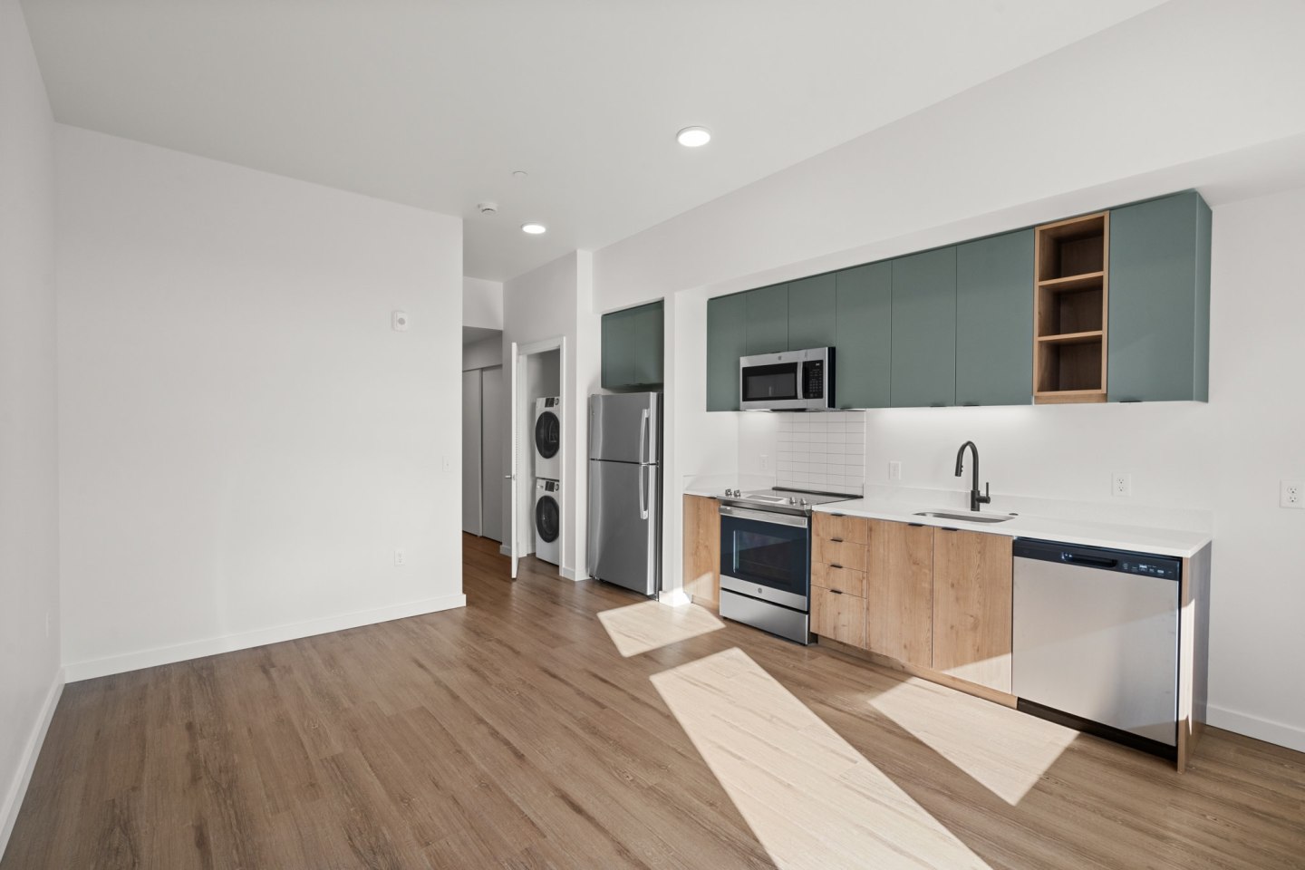 Strata Image 35