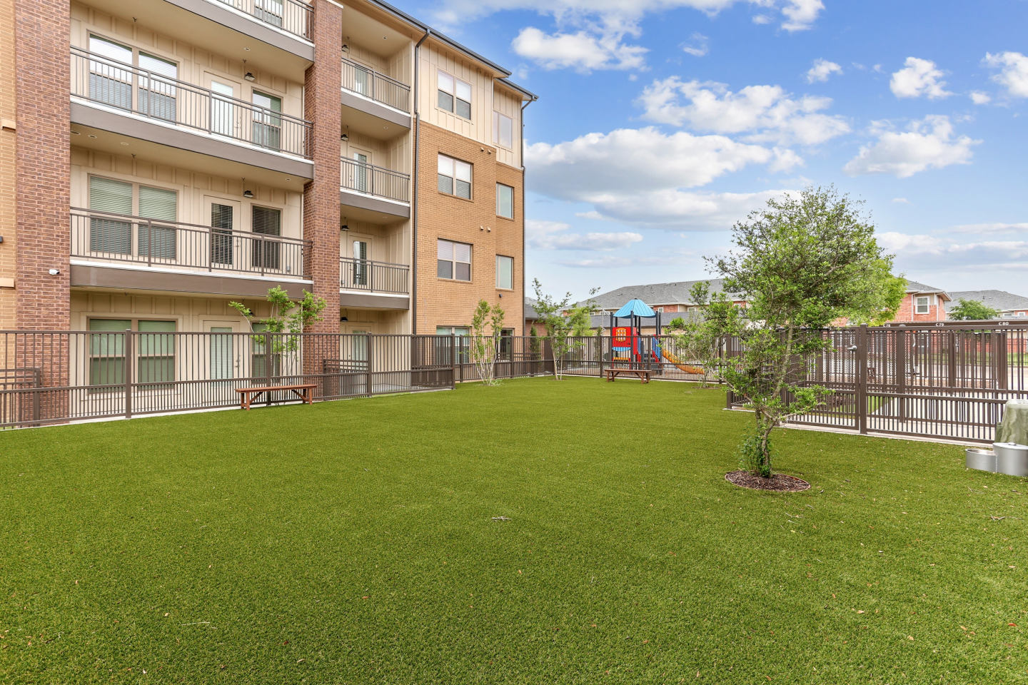 Wildwood Luxury Urban Homes Image 2