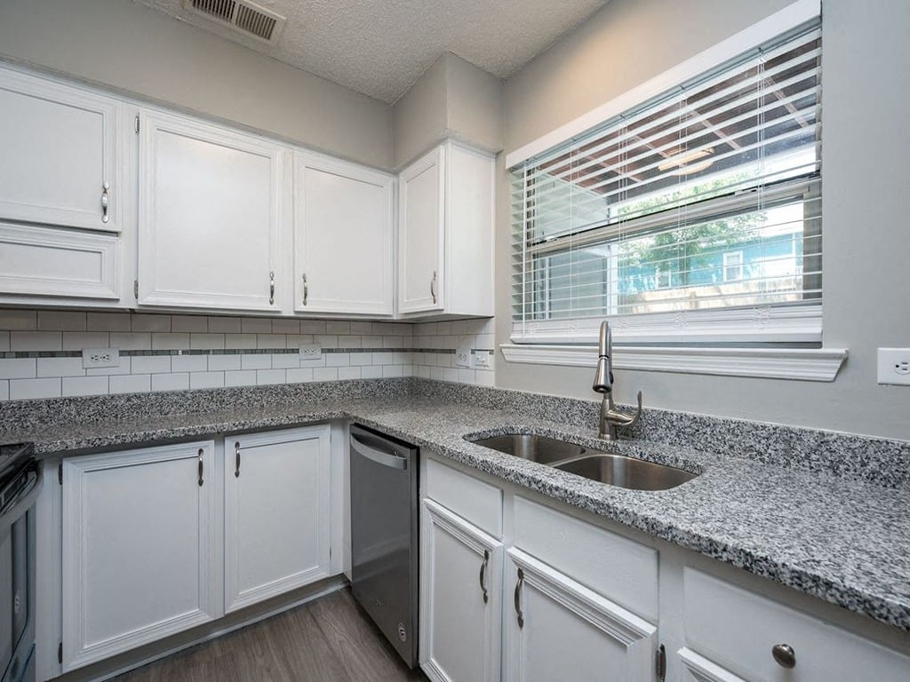 Willow Bend Apartments Image 15