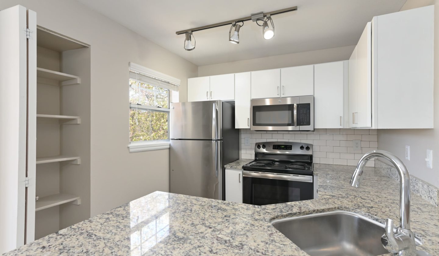 Verdant Apartment Homes Image 15