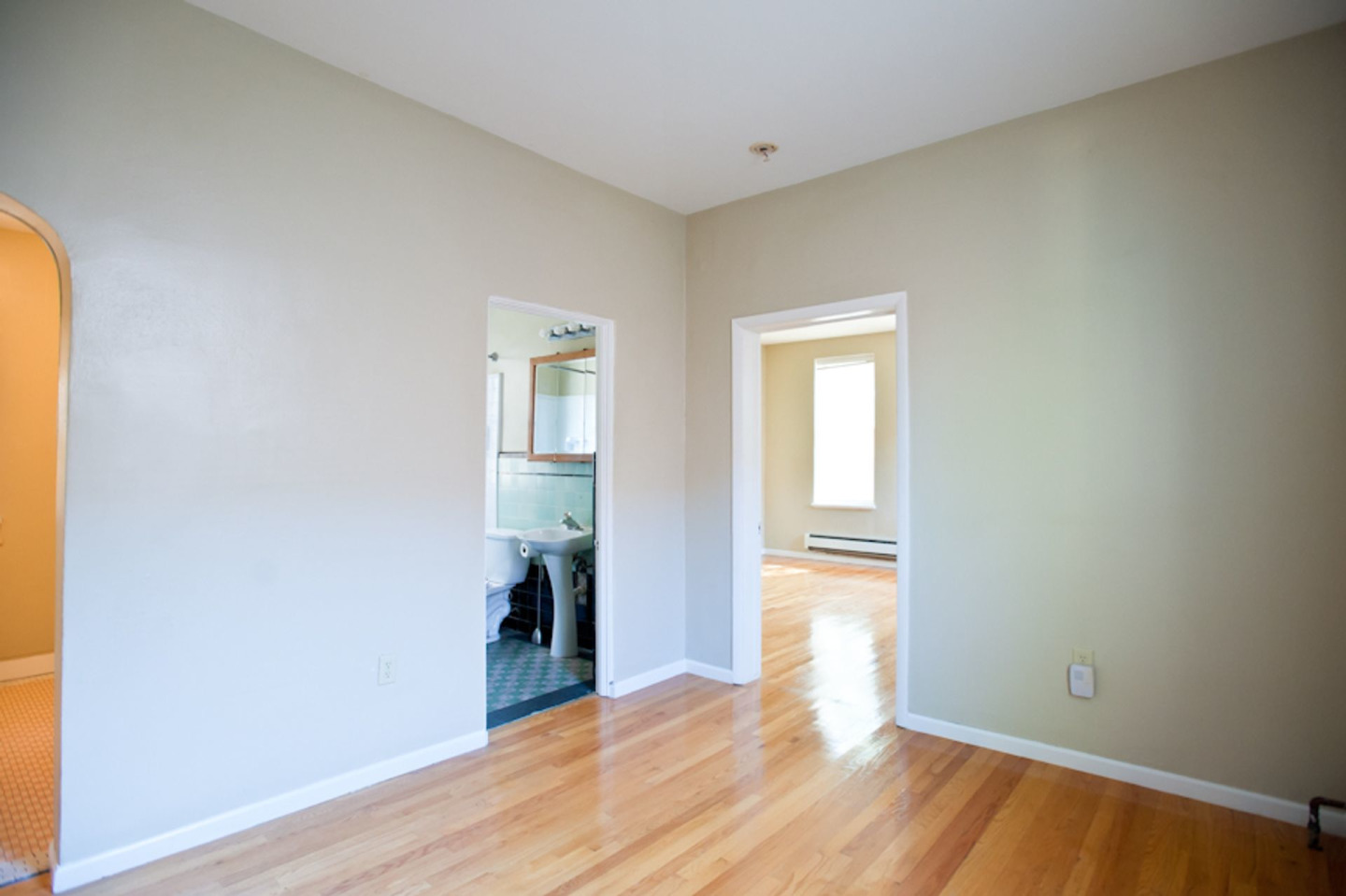 1665 N Humboldt Avenue Image 4