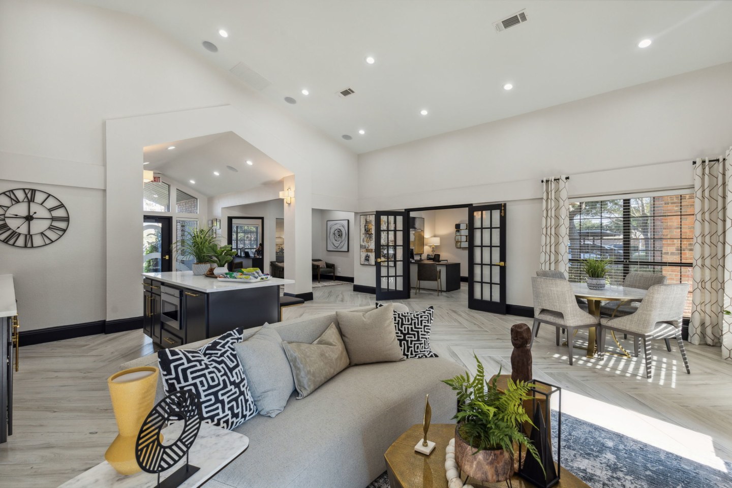 The Wellington at Willow Bend Image 4