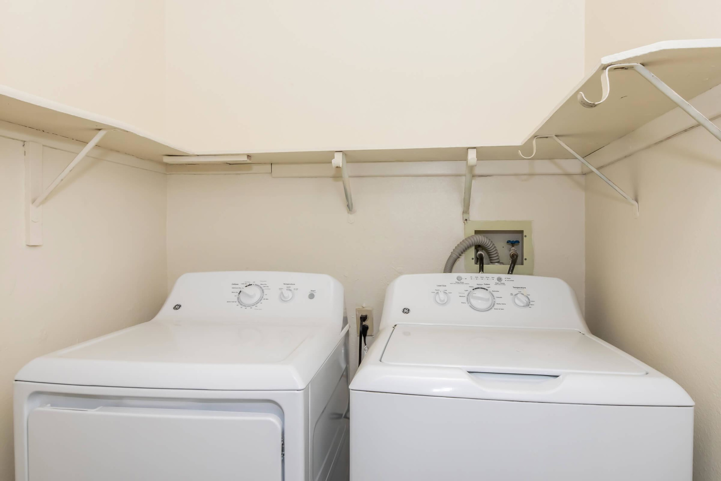 Palm Court Apartment Homes Image 42