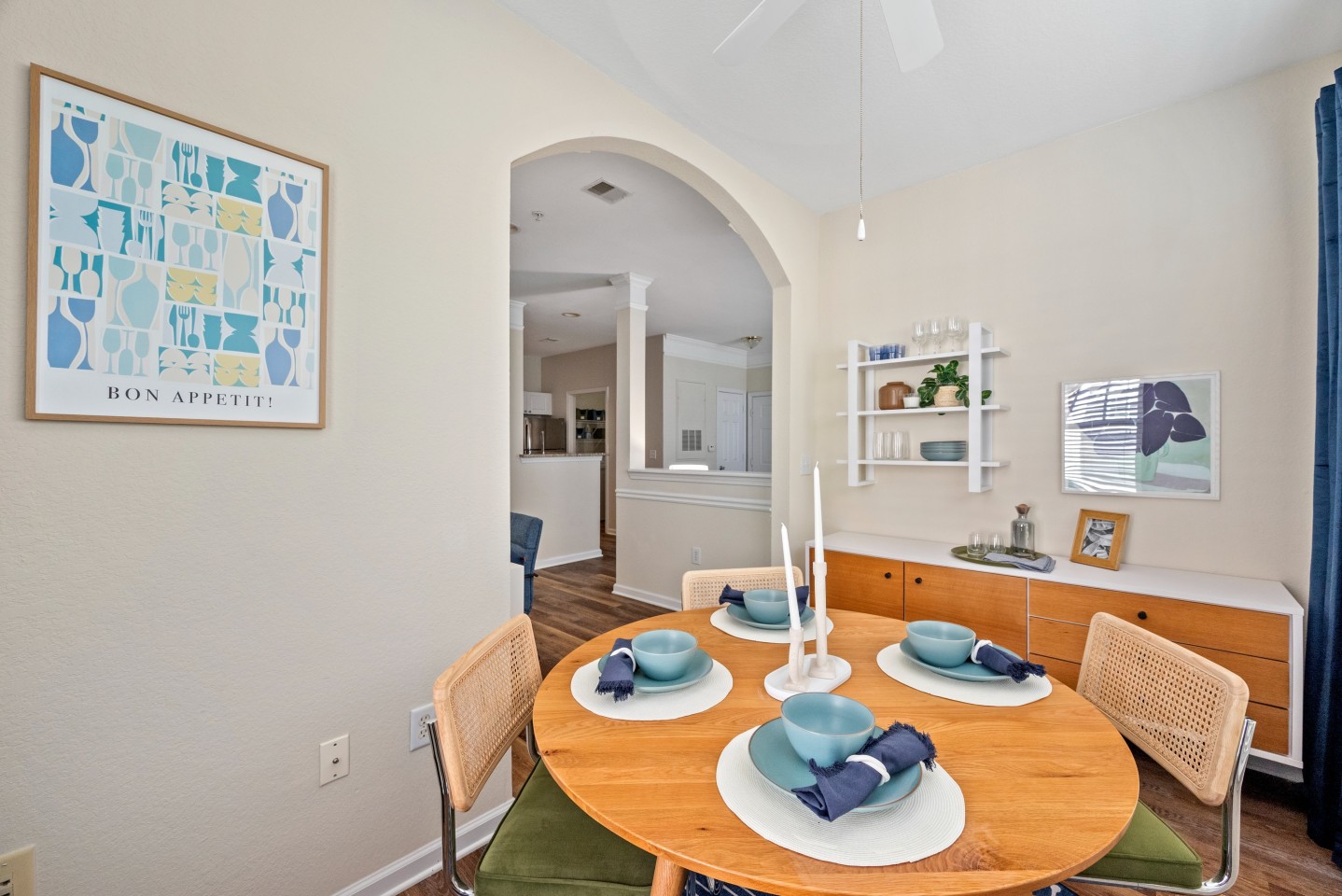 Hideaway at Greenbrier Luxury Apartments Image 8