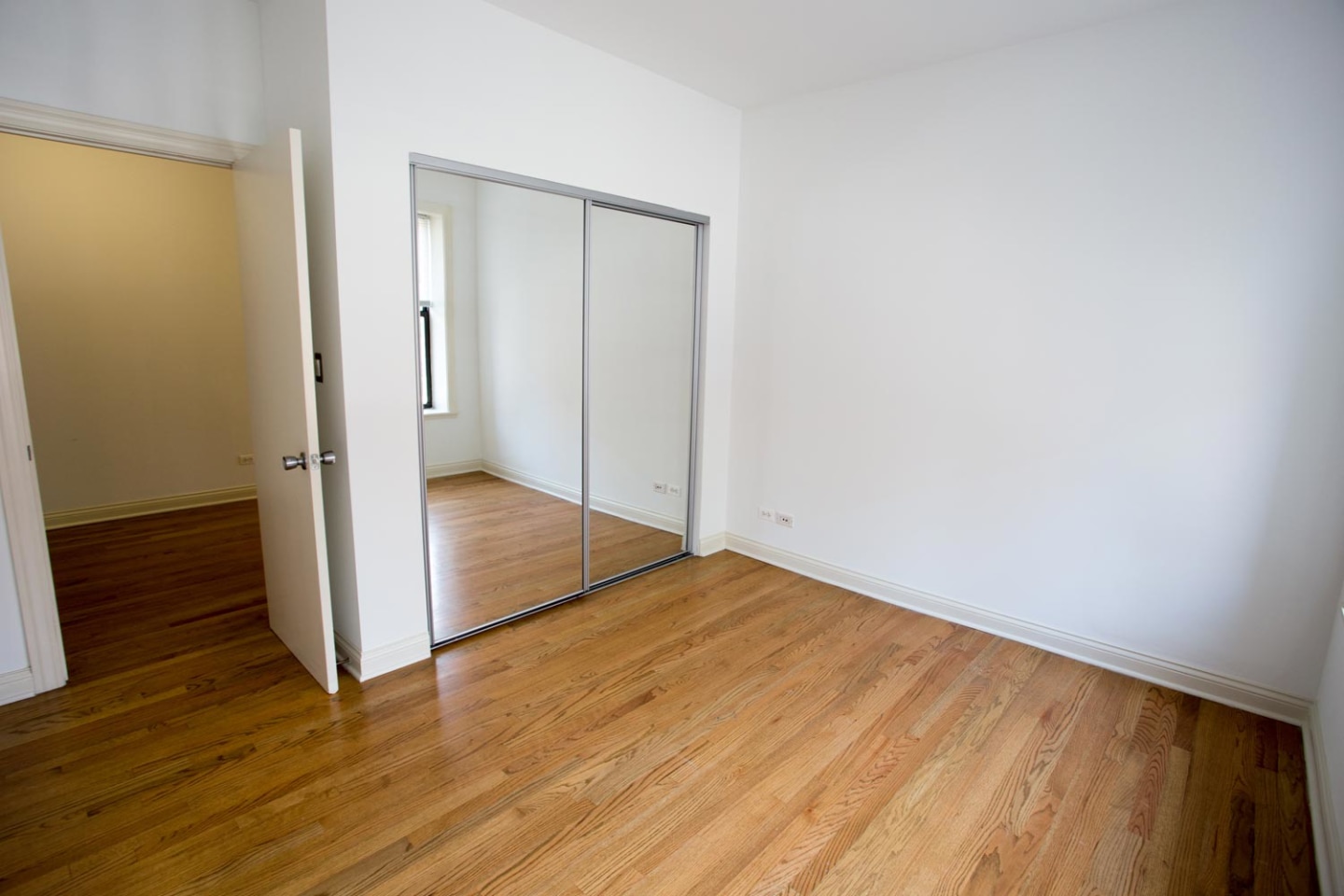 5401-5409 S. Cottage Grove Avenue Image 35