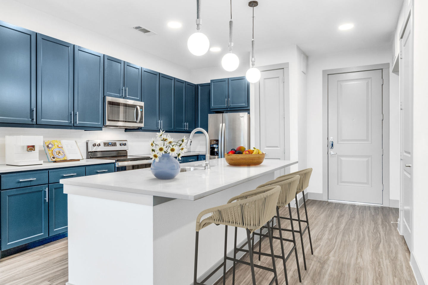 Lenox Lake Highlands Image 12