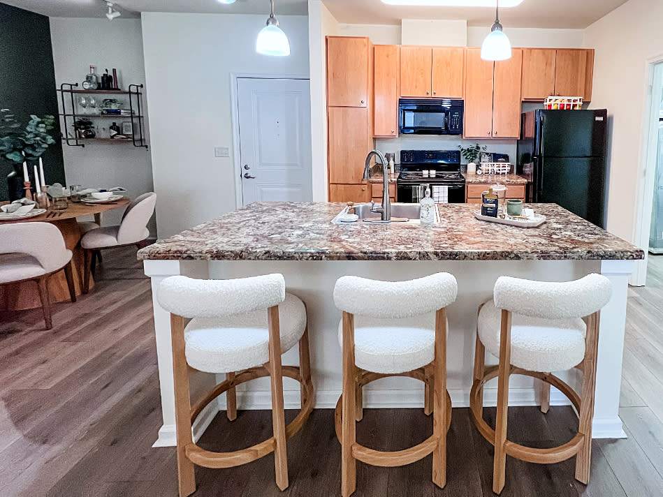 TGM Creekside Village Image 1